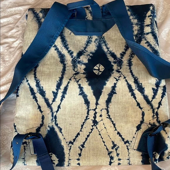 Burton Blue Tie-Dye Backpack - Picture 7 of 9